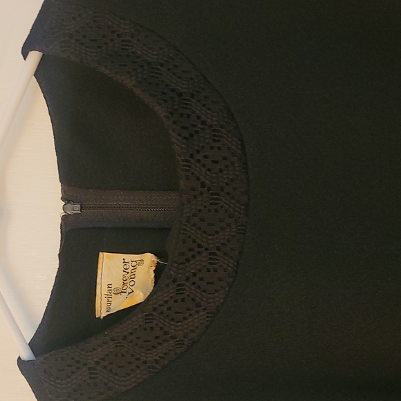 EUC VTG 1960s Puritan Forever Young Mod Black Dress with Open Lace Sleeves - Picture 5 of 12